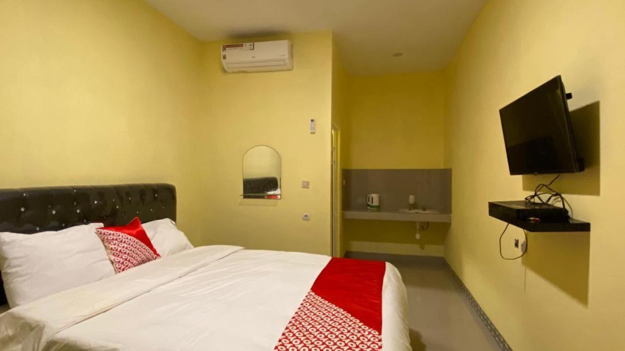 Oyo 3050 Hotasi Seaview Syariah Hotel Anyer Kültér fotó
