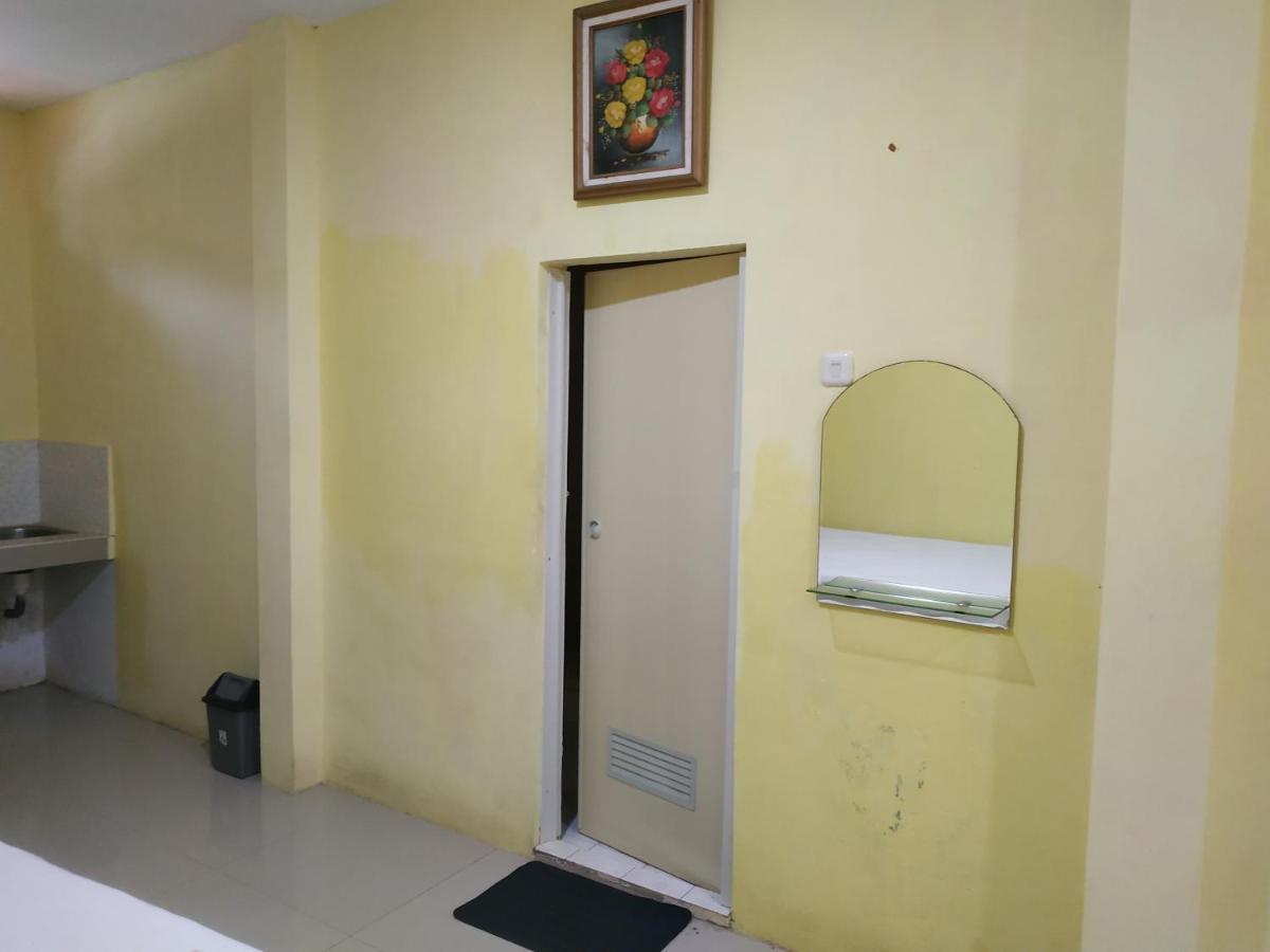 Oyo 3050 Hotasi Seaview Syariah Hotel Anyer Kültér fotó