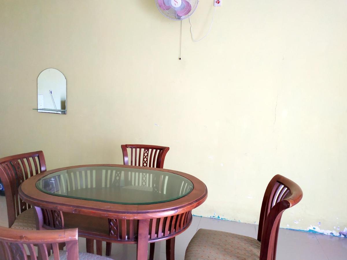 Oyo 3050 Hotasi Seaview Syariah Hotel Anyer Kültér fotó